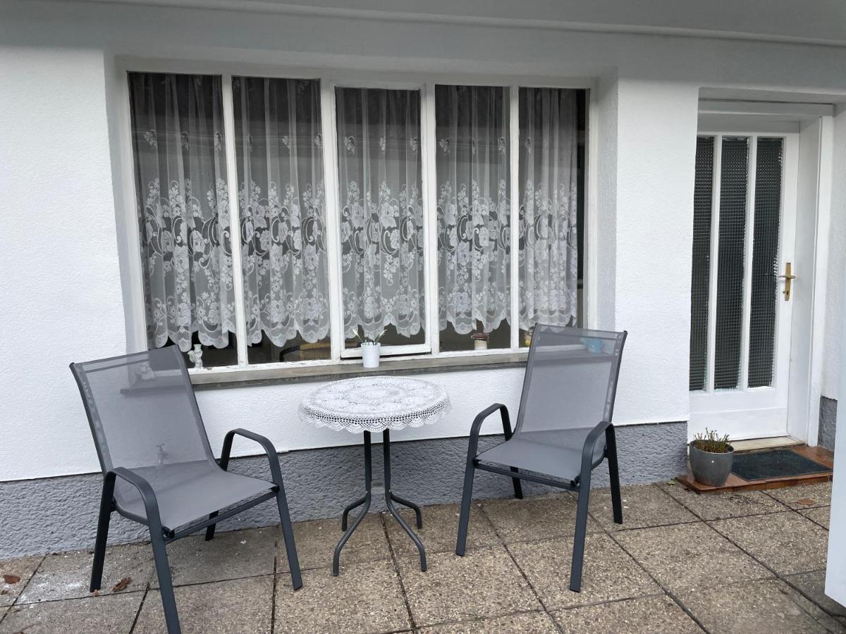 Cheap Outlet Center Apartment With Pool Parndorf Exterior foto